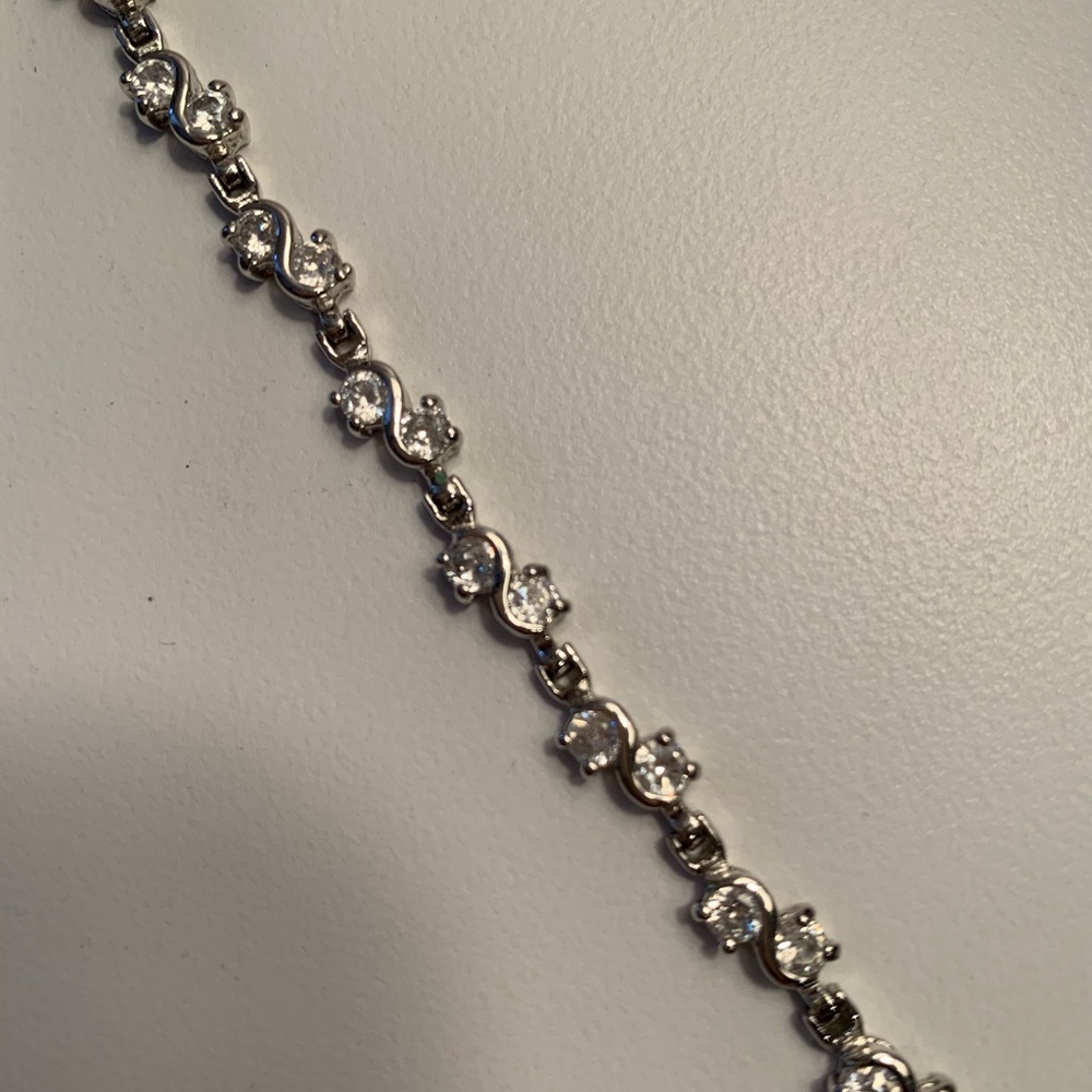 Swirl bracelet